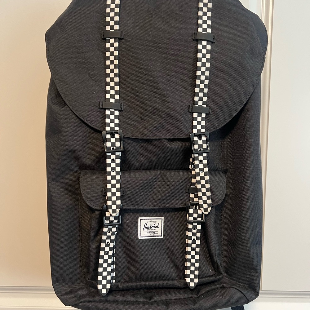 Herschel Supply Company Black and White Backpack Sleek and Durable